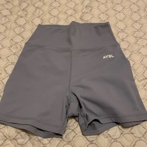 CORE SHORTS